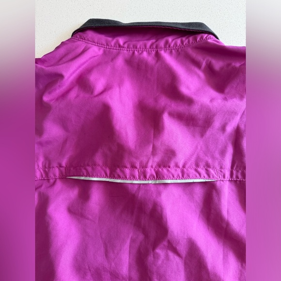 New Balance Lightweight Hot Pink Running Vest - Picture 8 of 12